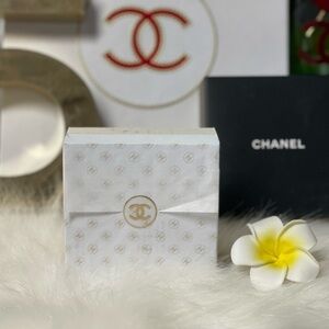 CHANEL STICKY NOTES NOTEPAD BRAND NEW WITH BOX